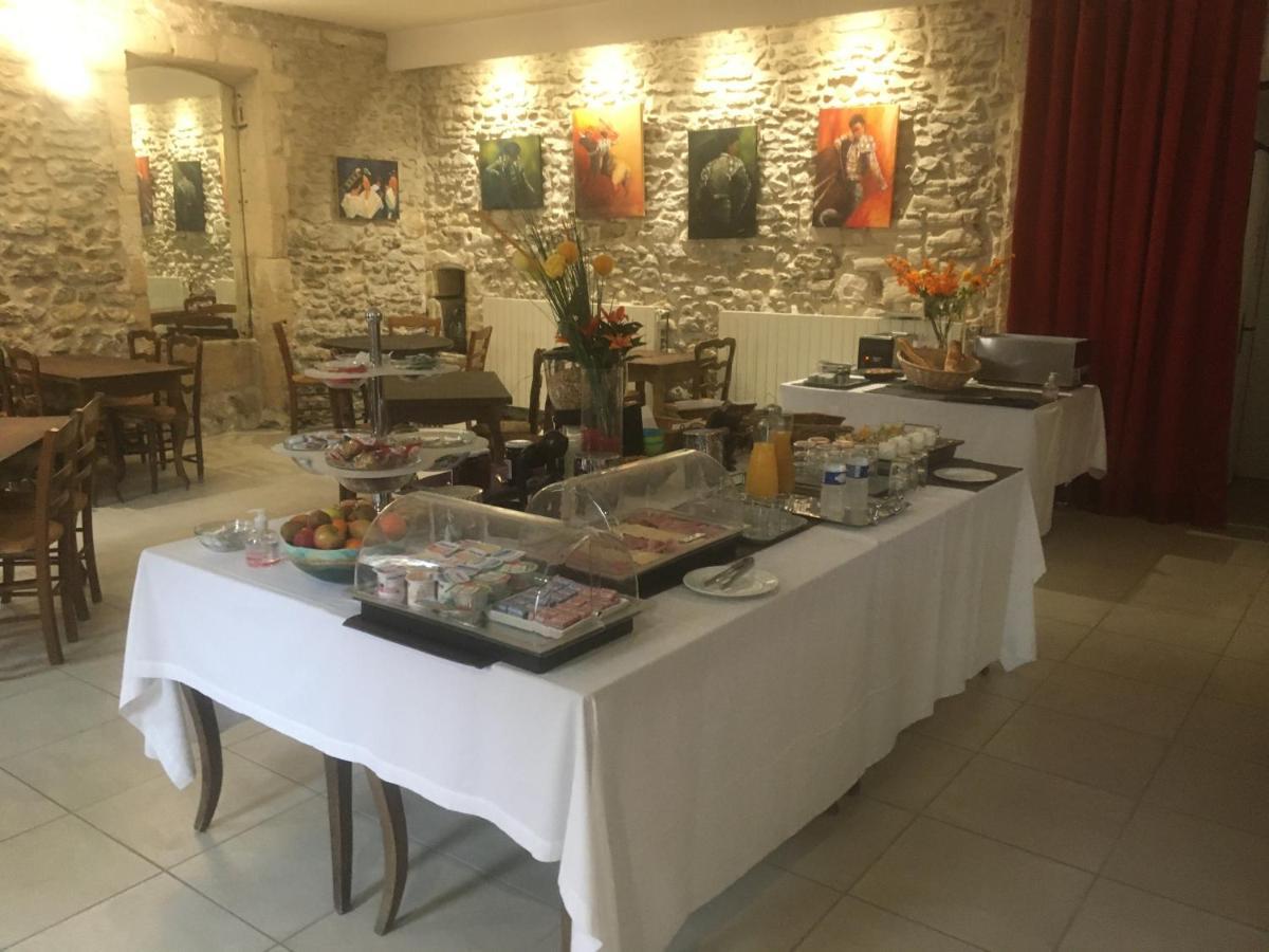Hostellerie De La Source Αρλ Εξωτερικό φωτογραφία