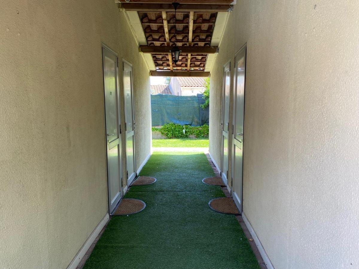 Hostellerie De La Source Αρλ Εξωτερικό φωτογραφία