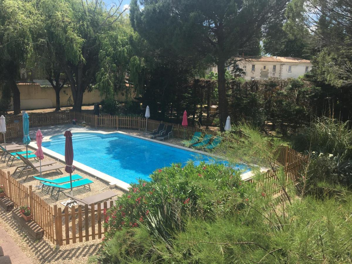 Hostellerie De La Source Αρλ Εξωτερικό φωτογραφία