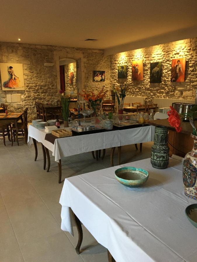 Hostellerie De La Source Αρλ Εξωτερικό φωτογραφία